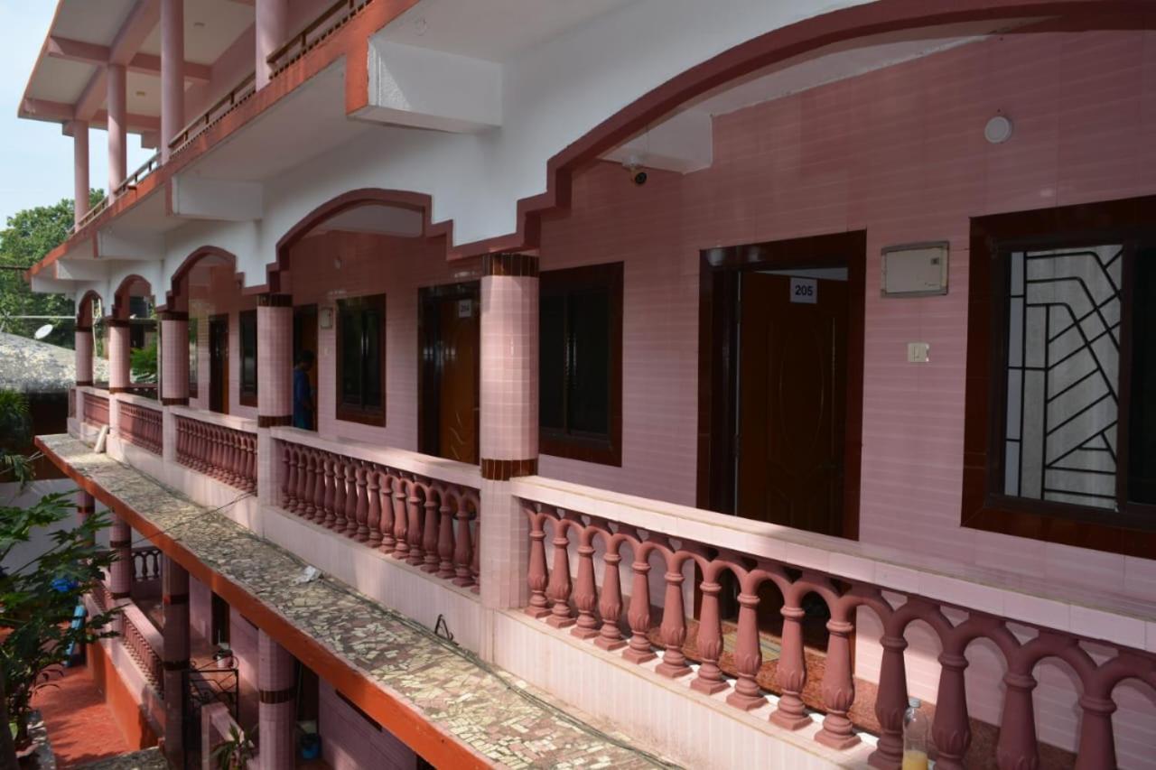 Esther Guest House Calangute Eksteriør bilde