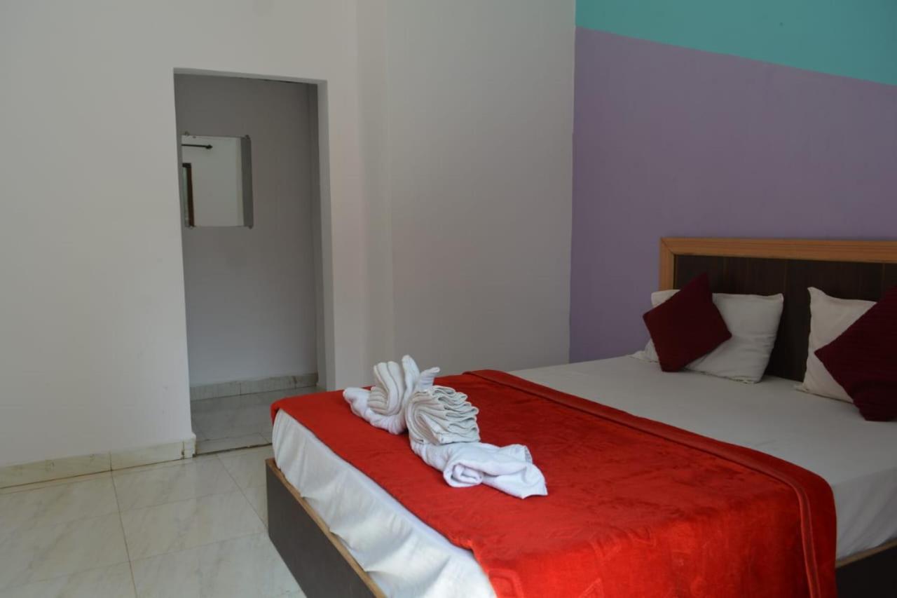 Esther Guest House Calangute Rom bilde