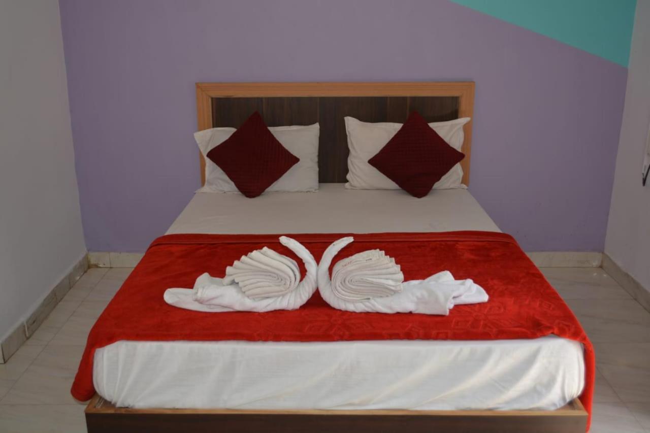 Esther Guest House Calangute Rom bilde